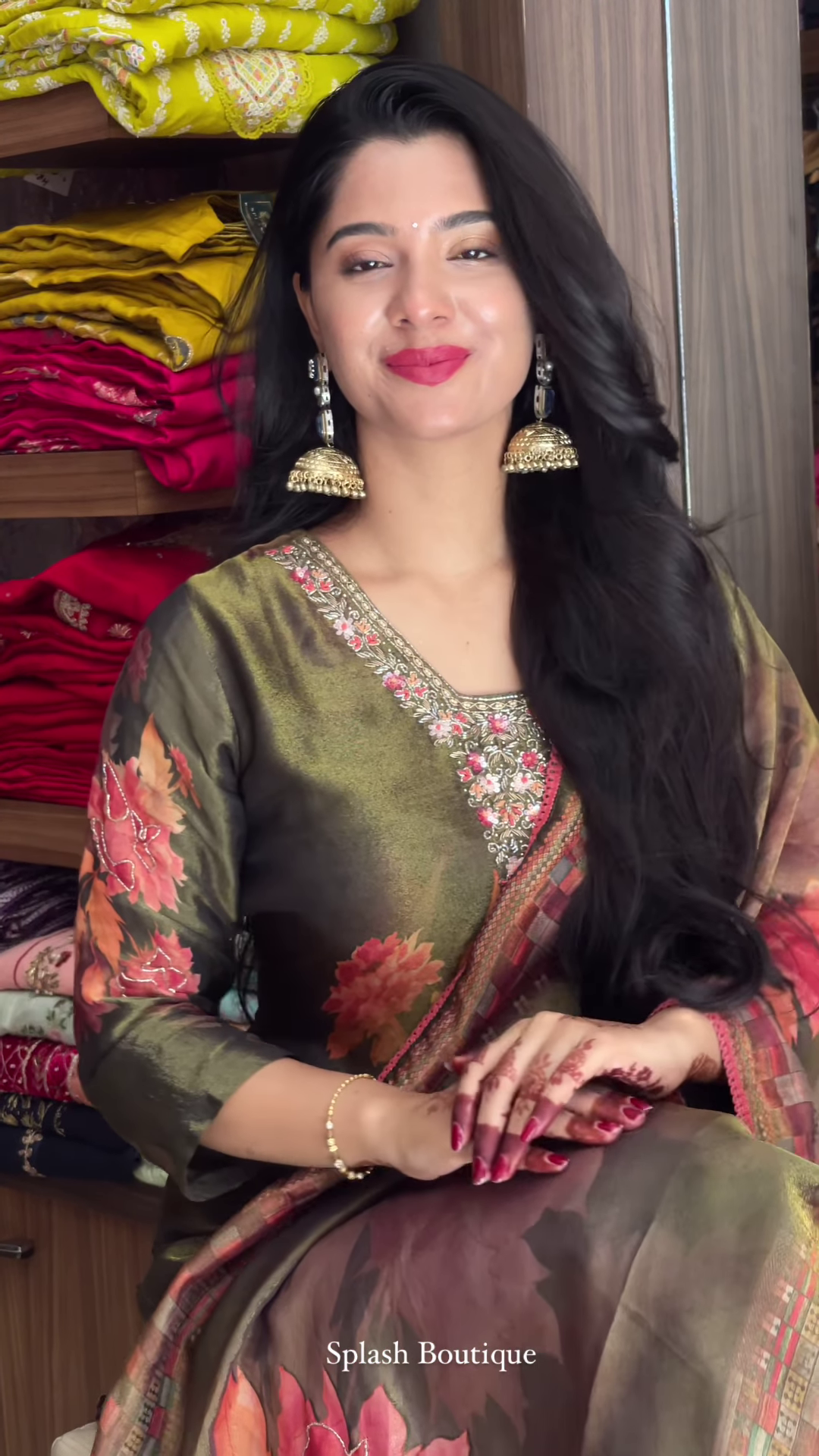 Woven Design Silk Blend Straight Kurta With Palazzos & Dupatta - Image 3