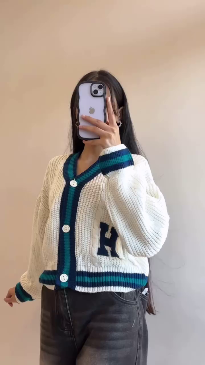 Chic Winter Knits Collection Cozy, Classy & Effortlessly Stylish Sweaters for Every Mood ❄️✨